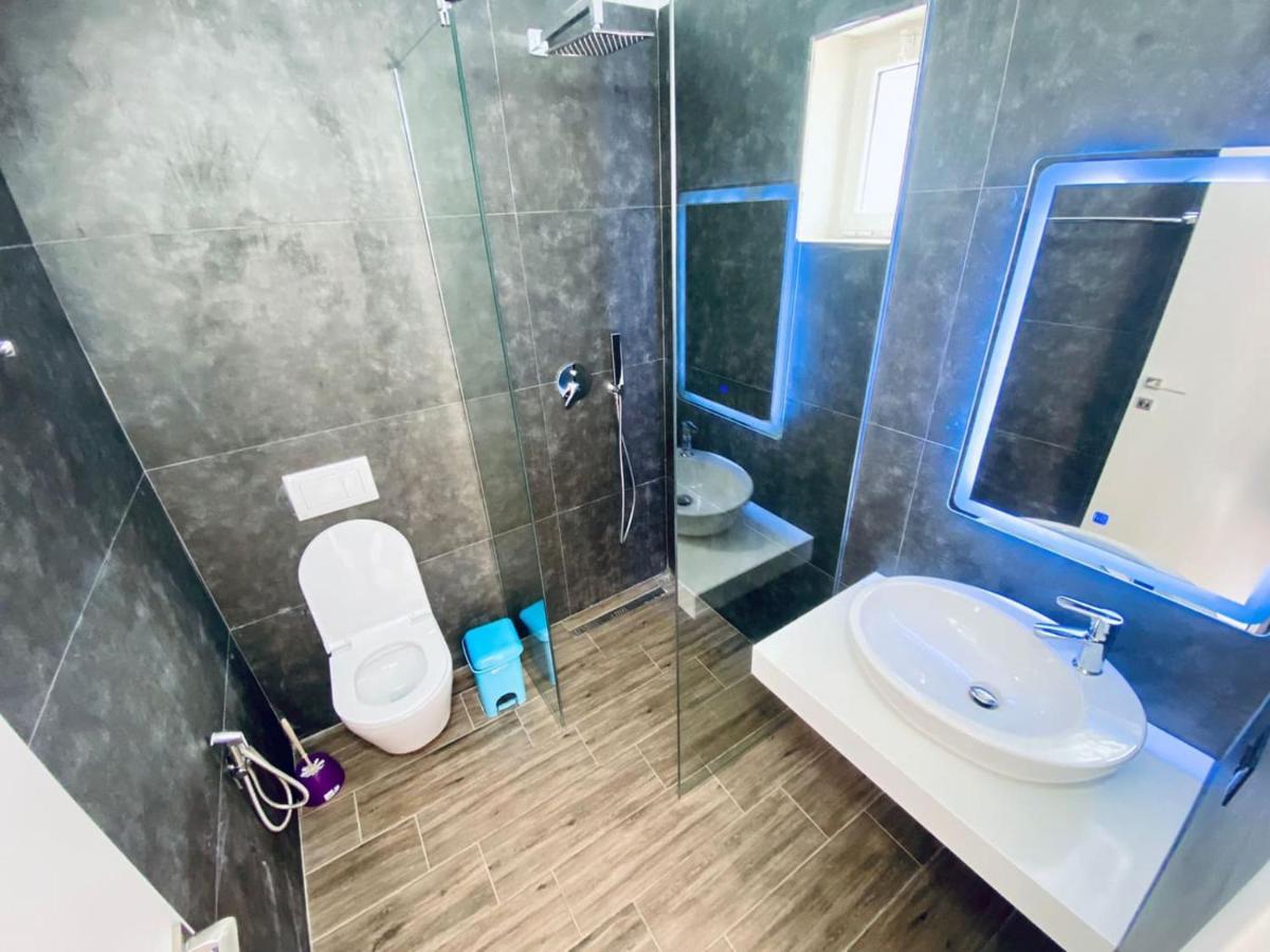Wild Villa Apartments Sarandë Eksteriør bilde
